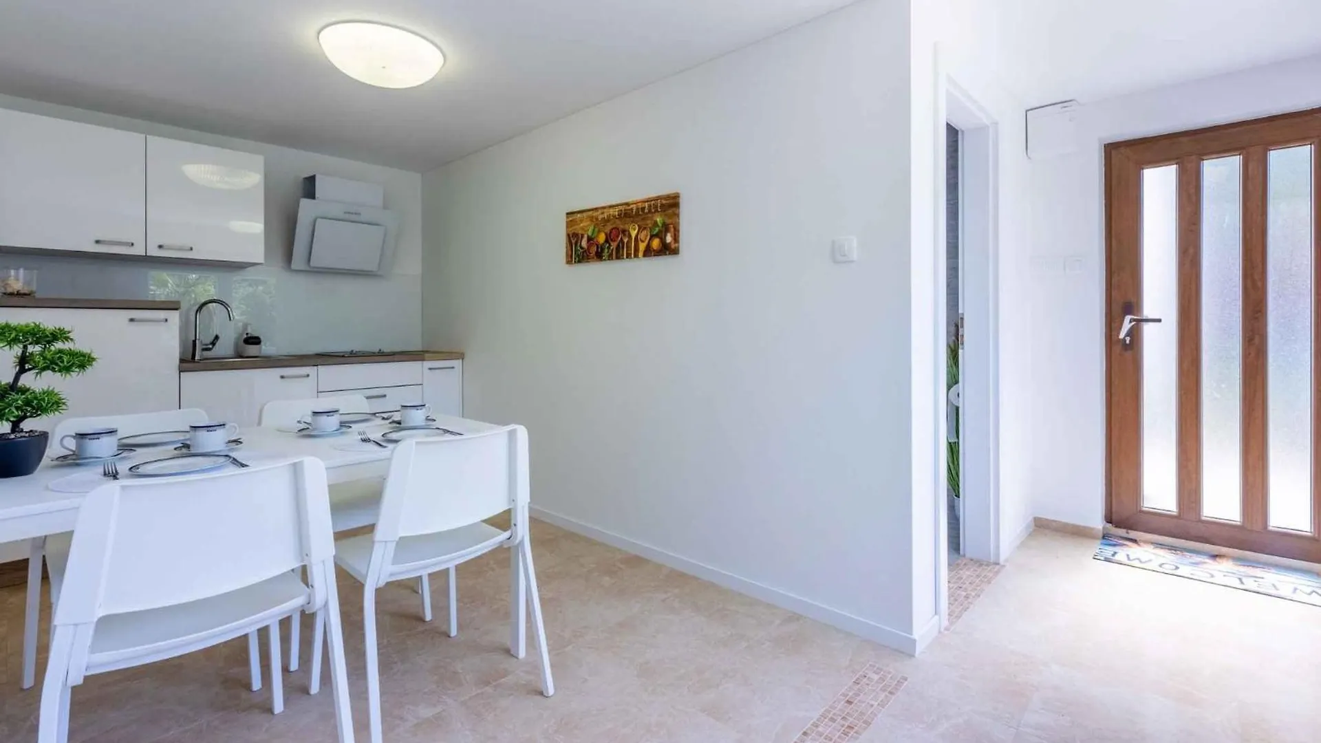 Apartments In Dramalj 42937 Croácia